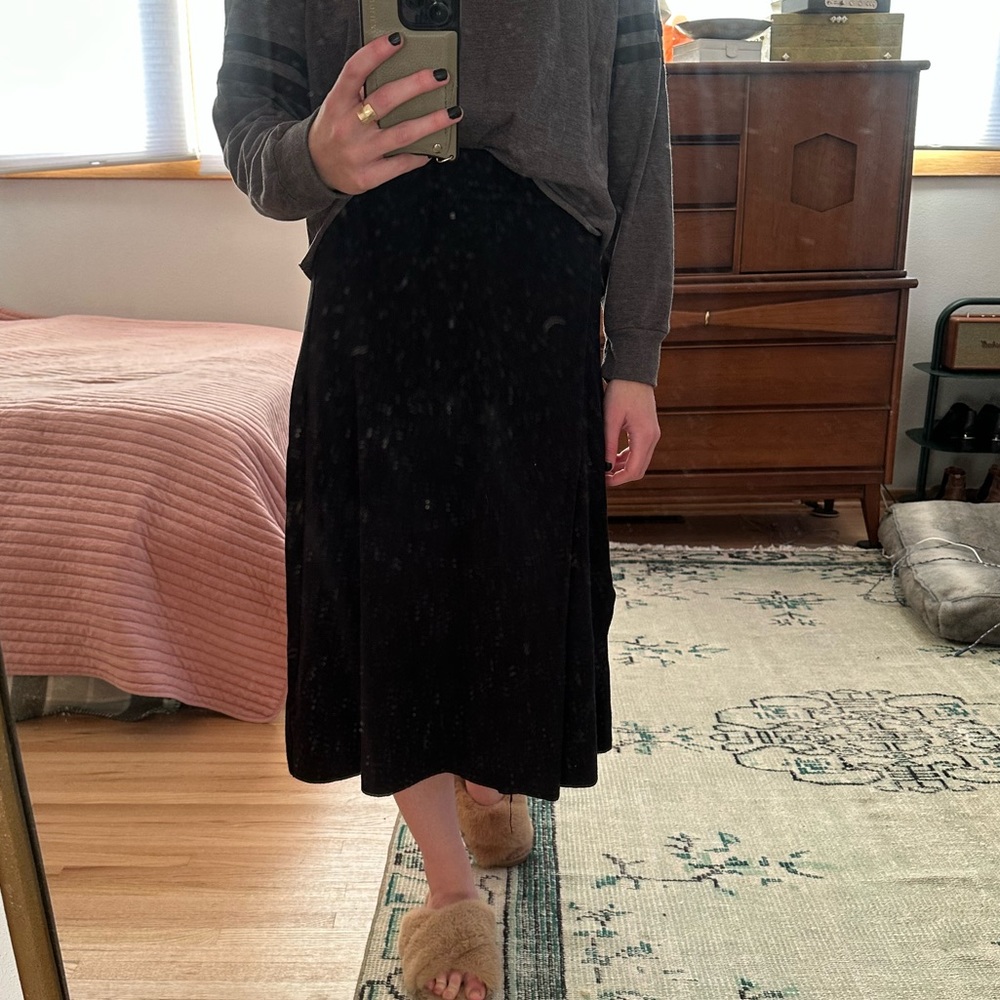 NWT Seemham Knit Black Midi Skit with Slit